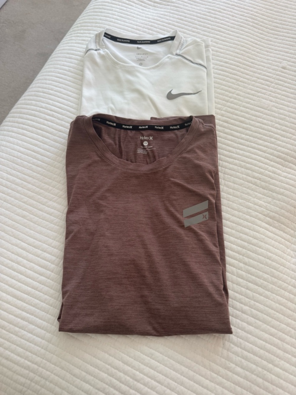 Mens T-shirt Bundle. Size L.